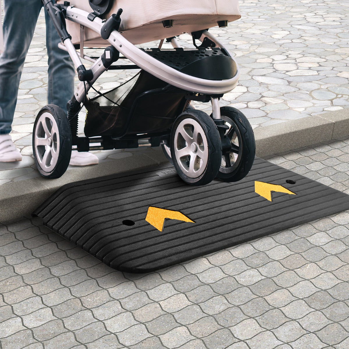 VEVOR Upgraded Rubber Threshold Ramp,Rise Door Ramp With 1 Channel, Natural Rubber Car Ramp With Non-Slip Textured Surface, 33069 Lbs Load Capacity Curb Ramp For Wheelchair And Scooter — product image 2