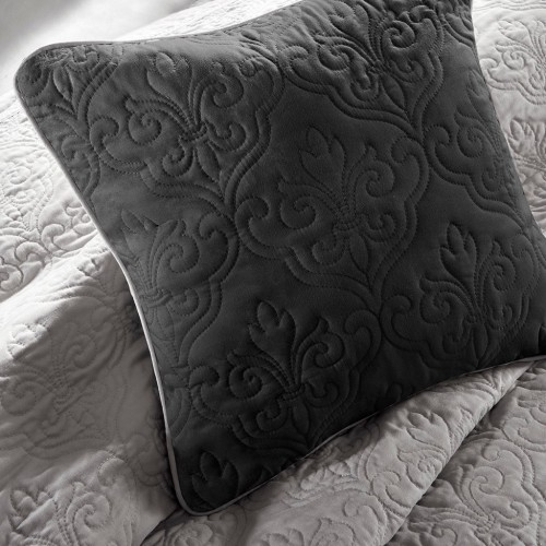 7 Piece Quilt Set with Euro Shams and Throw Pillows Beige Fullqueen — product image 3