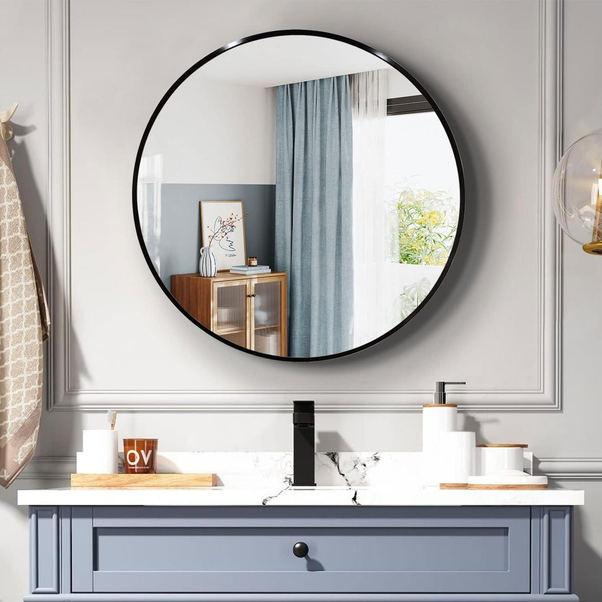 36 Inch Black Metal Framed Round Bathroom Mirror for Wall. — product image 2